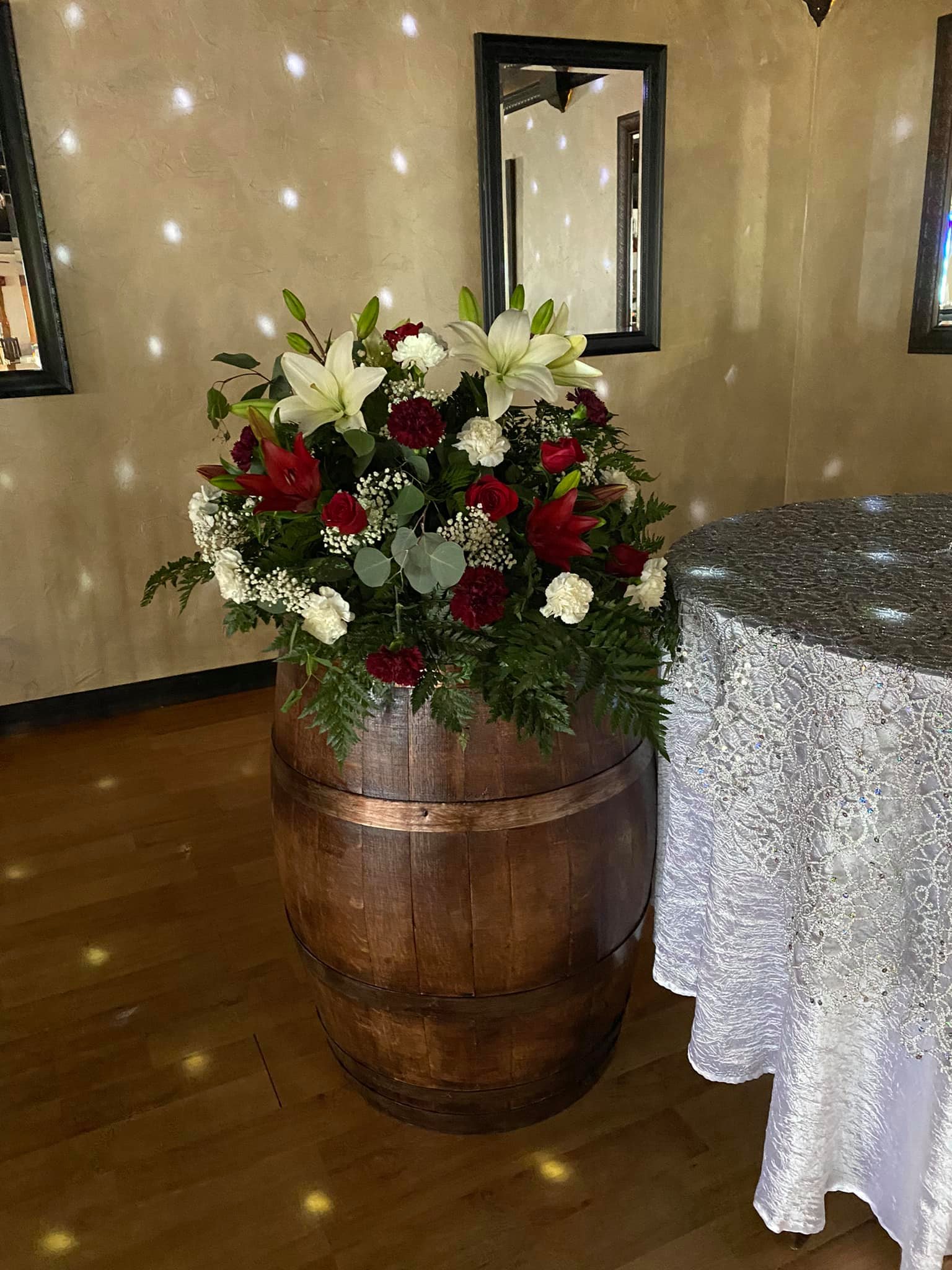 Red and white wedding flowers